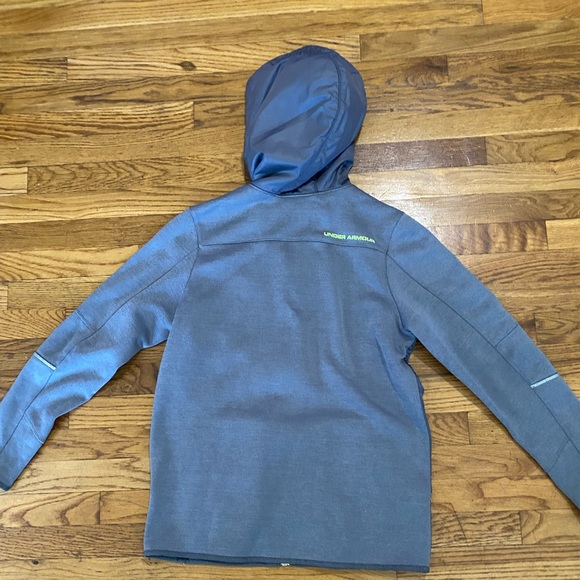 Under Armour Youth XL hooded jacket! EUC! - Picture 5 of 7